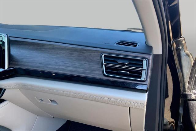 Used 2025 Volkswagen Atlas 2.0T SEL Premium R-Line For Sale in Lubbock, TX
