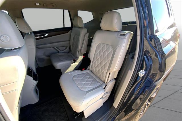 Used 2025 Volkswagen Atlas 2.0T SEL Premium R-Line For Sale in Lubbock, TX