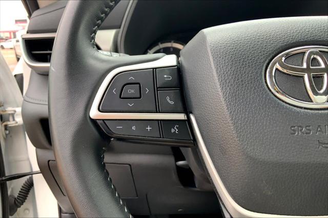 Used 2025 Toyota Highlander LE For Sale in Lubbock, TX