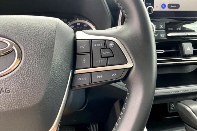 Used 2025 Toyota Highlander LE For Sale in Lubbock, TX