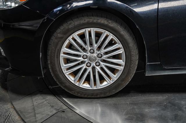 2015 Lexus ES 350 4dr Sdn