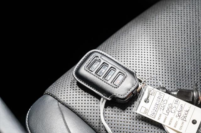 2015 Lexus ES 350 4dr Sdn