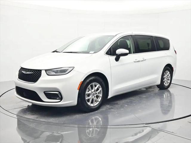 2023 Chrysler Pacifica Touring L for sale in Palatka, FL