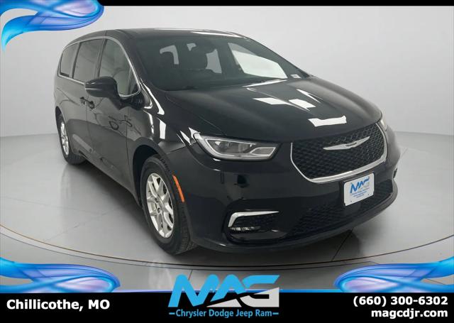 2025 Chrysler Pacifica Select for sale in Chillicothe, MO