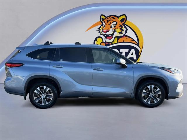 2020 Toyota Highlander Hybrid XLE