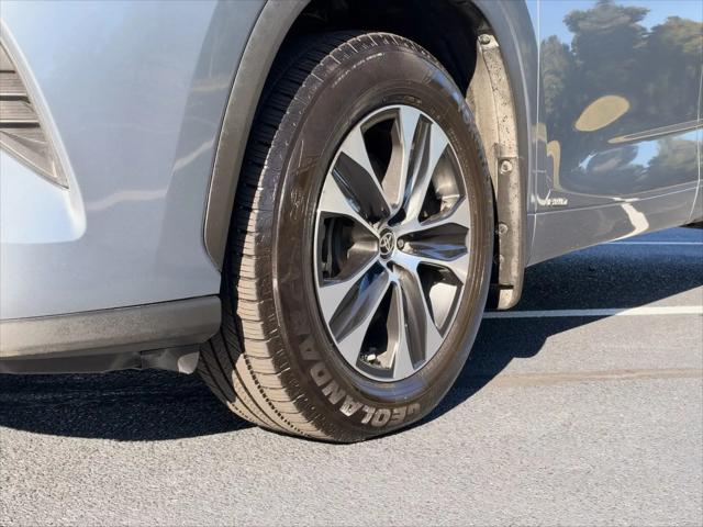 2020 Toyota Highlander Hybrid XLE