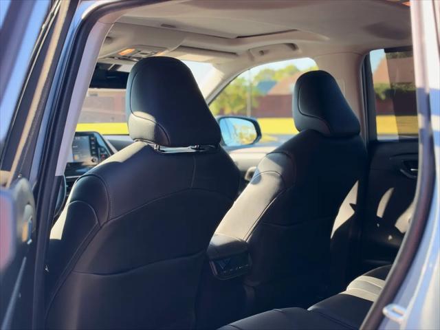 2020 Toyota Highlander Hybrid XLE