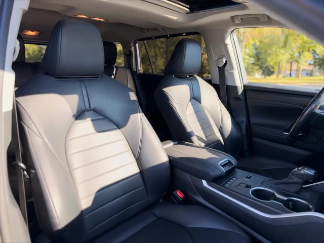 2020 Toyota Highlander Hybrid XLE