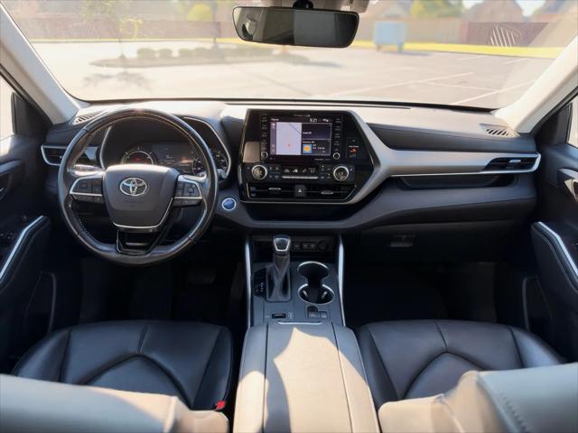 2020 Toyota Highlander Hybrid XLE