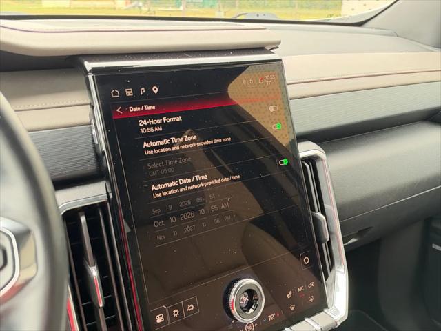 2026 GMC Acadia Elevation FWD