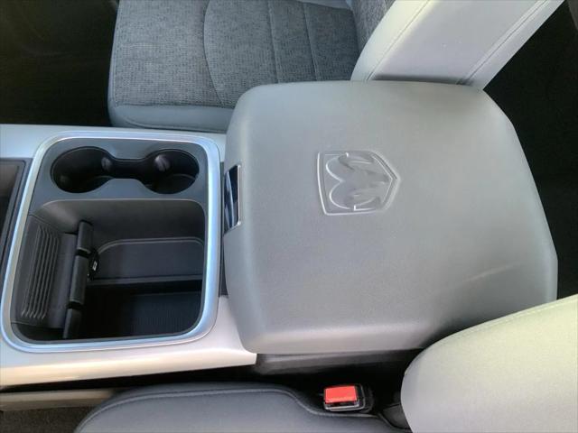 2017 Ram 1500 Big Horn Crew Cab 4x4 57 Box