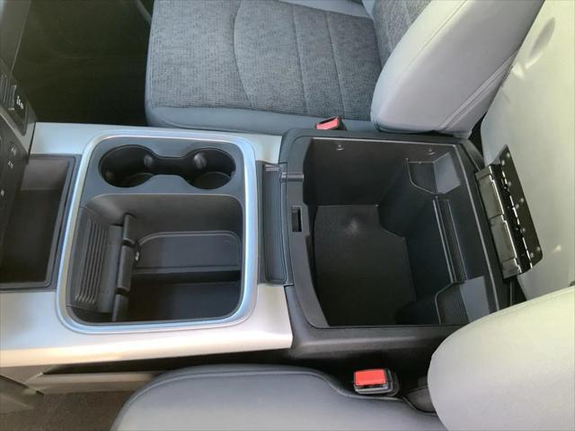 2017 Ram 1500 Big Horn Crew Cab 4x4 57 Box