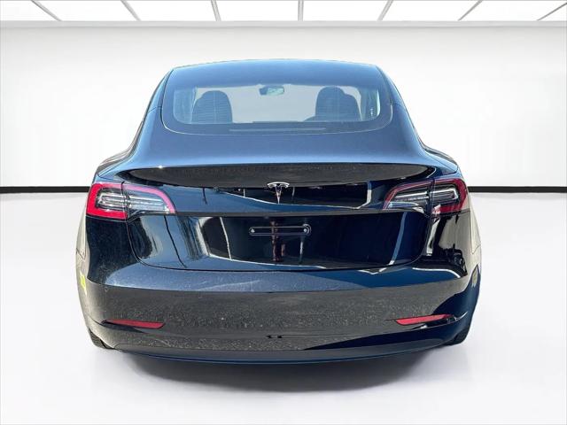 2022 Tesla Model 3 Rear-Wheel Drive