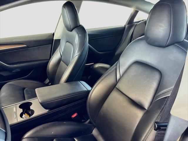 2022 Tesla Model 3 Rear-Wheel Drive