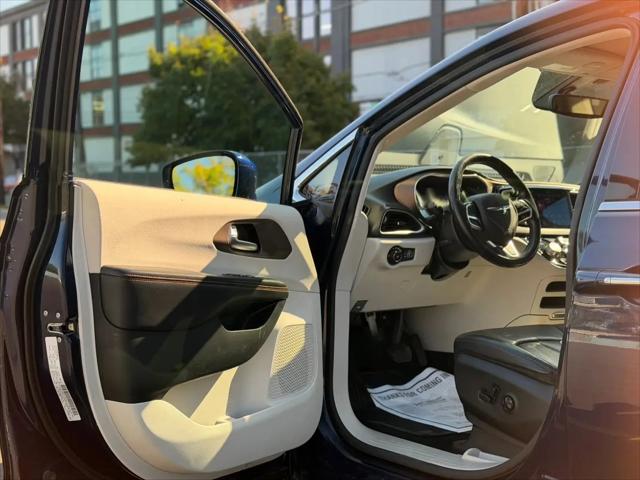 2019 Chrysler Pacifica Touring L