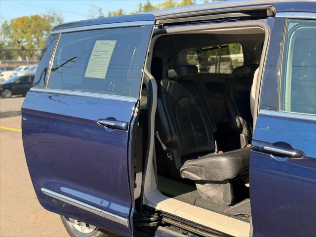2019 Chrysler Pacifica Touring L