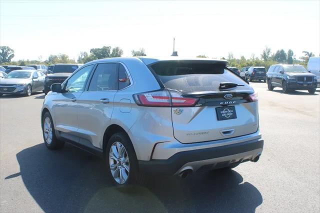 2022 Ford Edge Titanium