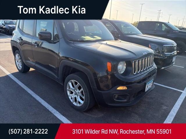 2018 Jeep Renegade Latitude 4x4 for sale in Rochester, MN