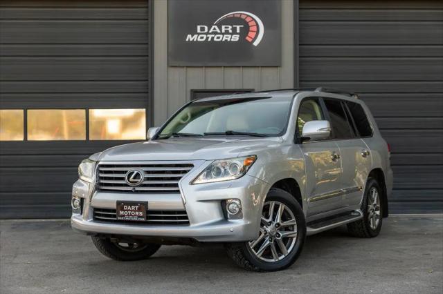 2013 Lexus LX 570 Base for sale in Mchenry, IL