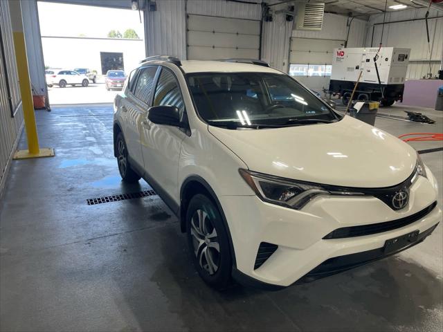 2017 Toyota RAV4 LE 2017 Toyota RAV4 LE