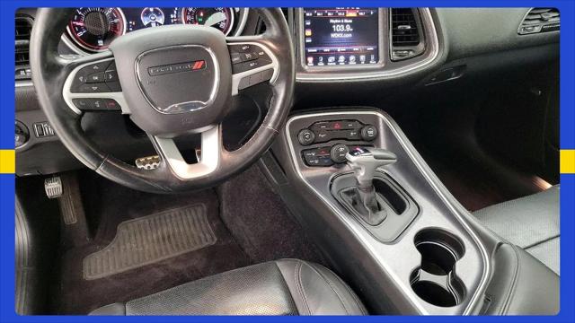 2016 Dodge Challenger SXT Plus