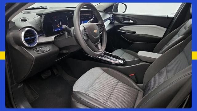 2025 Chevrolet Trax FWD LT