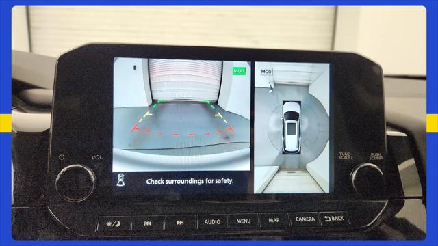 2025 Nissan Pathfinder SL FWD