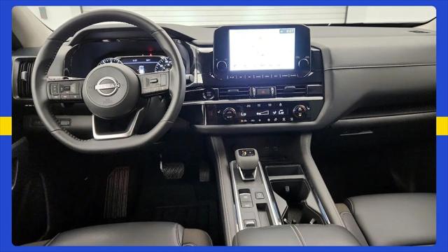 2025 Nissan Pathfinder SL FWD