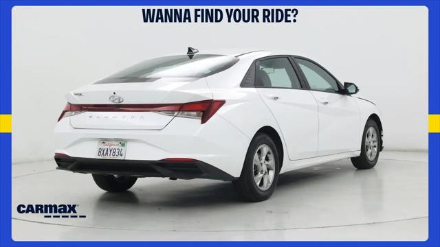 2021 Hyundai Elantra SE