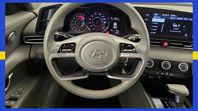 2021 Hyundai Elantra SE