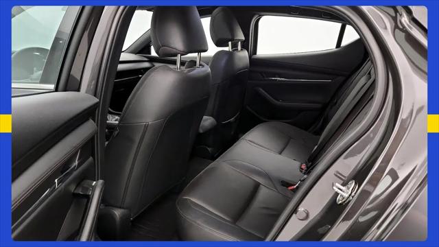 2023 Mazda Mazda3 2.5 S Premium