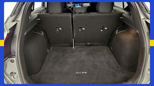 2022 Nissan Kicks SV Xtronic CVT