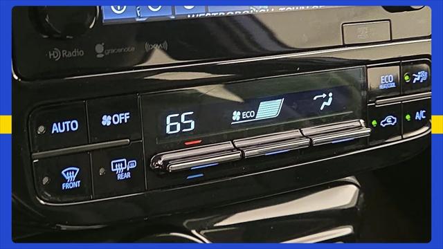 2017 Toyota Prius Three Touring