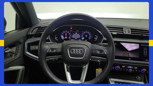 2025 Audi Q3 Premium 45 TFSI S line quattro Tiptronic