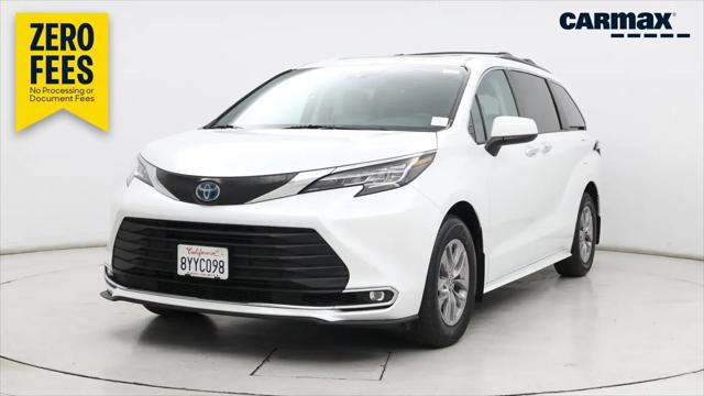 2022 Toyota Sienna XLE for sale in Modesto, CA