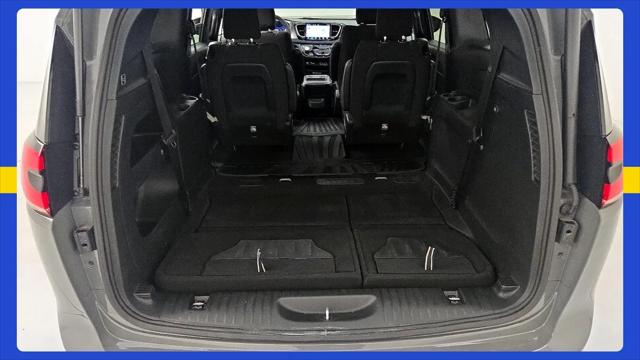 2023 Chrysler Pacifica Touring
