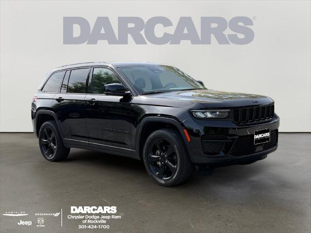 2023 Jeep Grand Cherokee Altitude 4x4 2023 Jeep Grand Cherokee Altitude 4x4