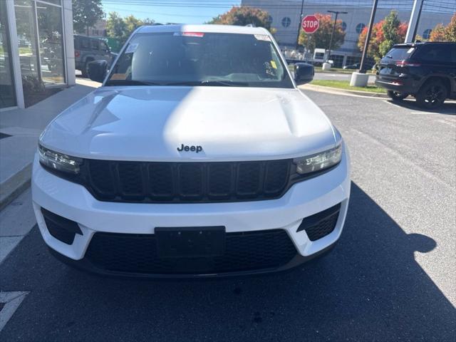 2023 Jeep Grand Cherokee Altitude 4x4