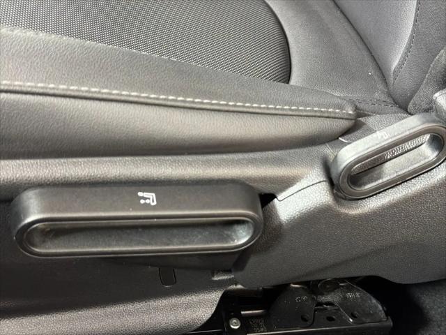 2024 MINI SE Hardtop Cooper