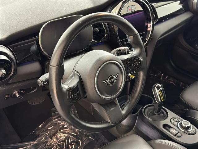 2024 MINI SE Hardtop Cooper