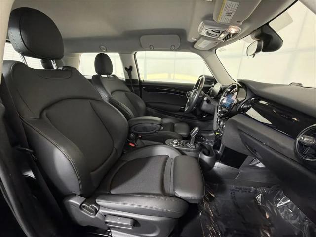 2024 MINI SE Hardtop Cooper