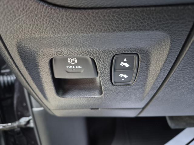 2019 Ram 1500 Laramie Crew Cab 4x4 57 Box