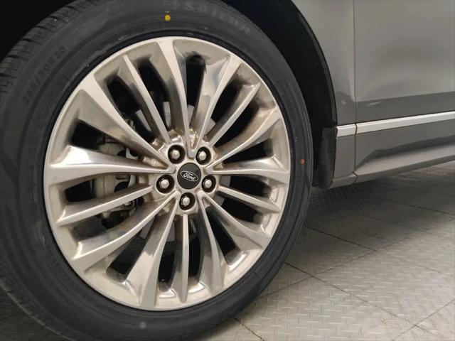 2020 Ford Edge Titanium