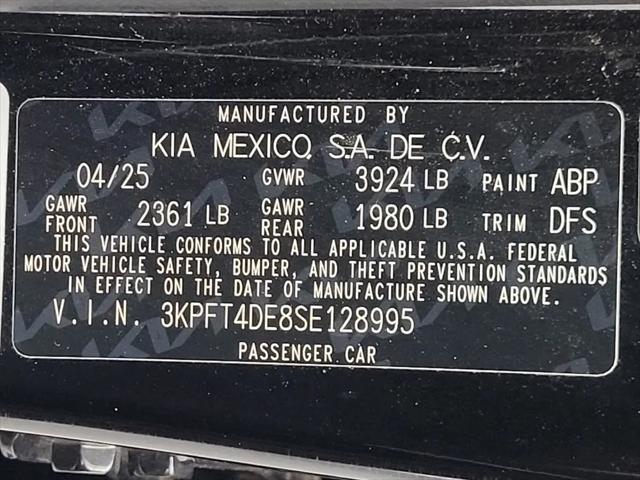 2025 Kia K4 LXS