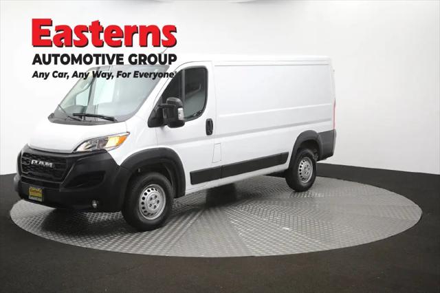 2025 Ram ProMaster 2500 Cargo Van Tradesman Low Roof 136 WB w/Pass Seat