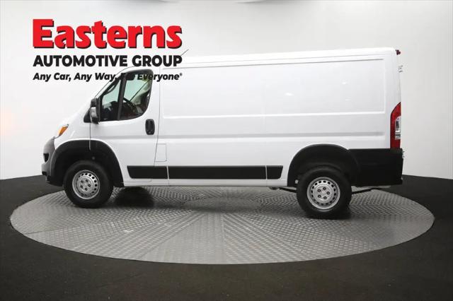 2025 Ram ProMaster 2500 Cargo Van Tradesman Low Roof 136 WB w/Pass Seat