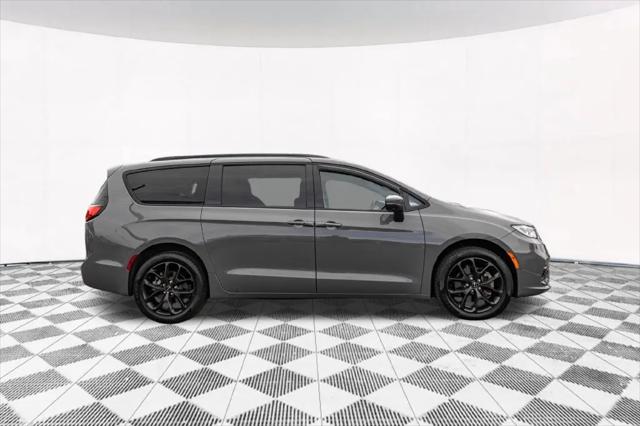 2023 Chrysler Pacifica Touring L AWD