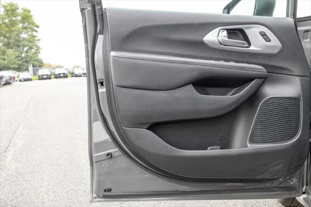 2023 Chrysler Pacifica Touring L AWD