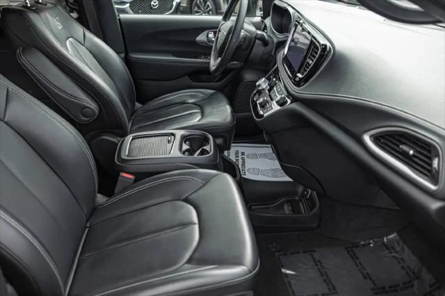 2023 Chrysler Pacifica Touring L AWD