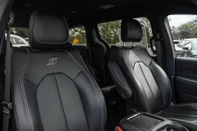 2023 Chrysler Pacifica Touring L AWD